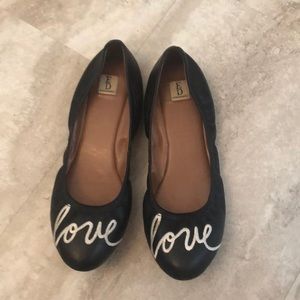 Ellen degenerated love flats black leather 9.5